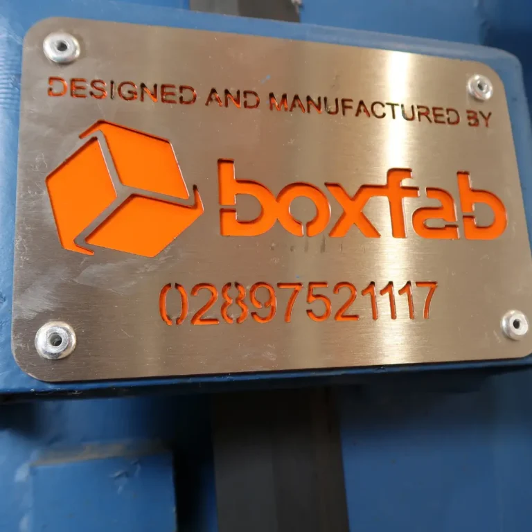 BOXFAB Logo: Your partner in mobile solutions.