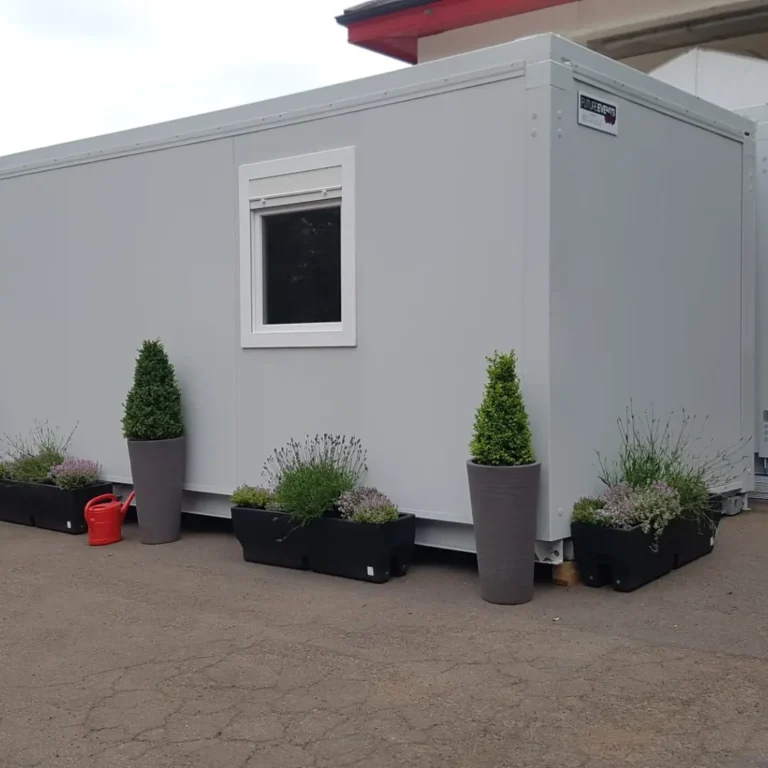Modular Event Unit with Planters: Create a welcoming and stylish event space.